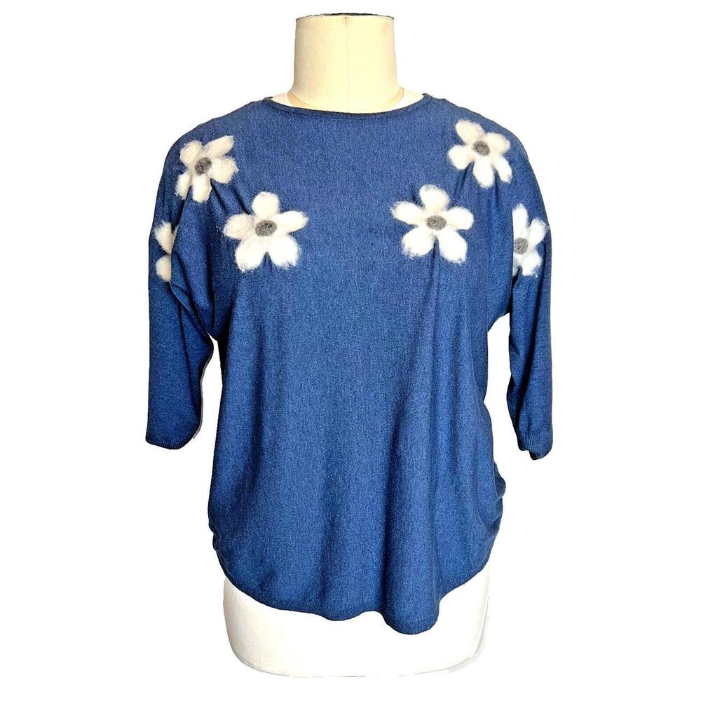 Aaeda - Women's 1X Sweater Tunic Blue with Large White Felted Daisys Dolman Slee